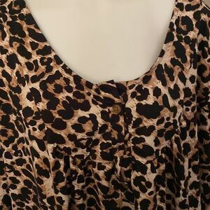22W cheetah blouse